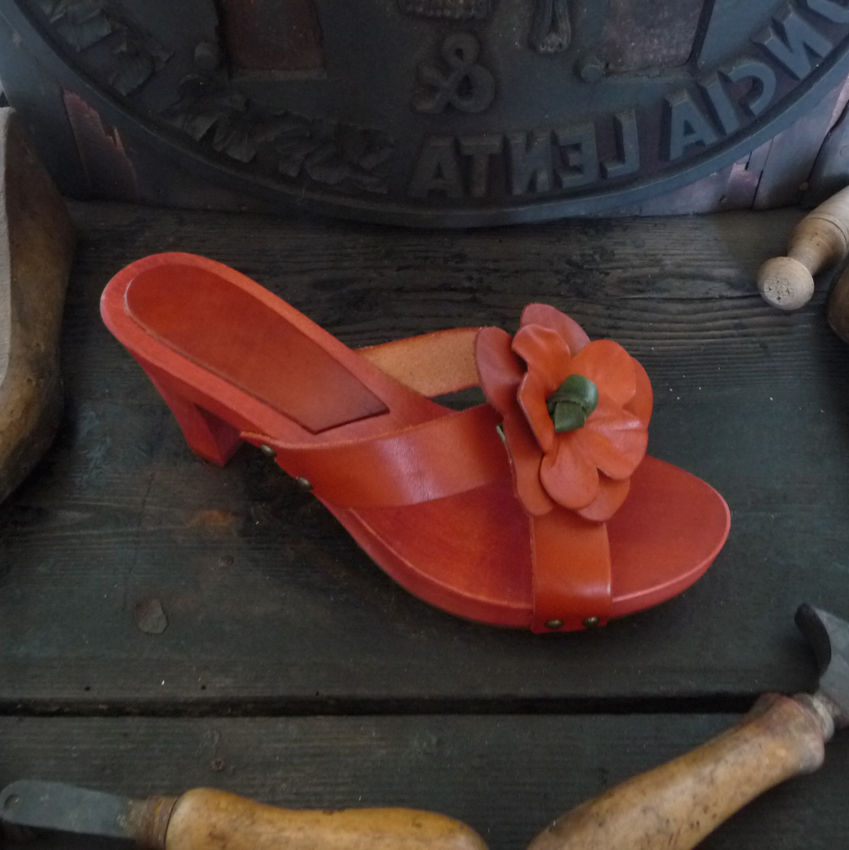 Zoccolo Lucia da Donna realizzato da 741 - immagine 3