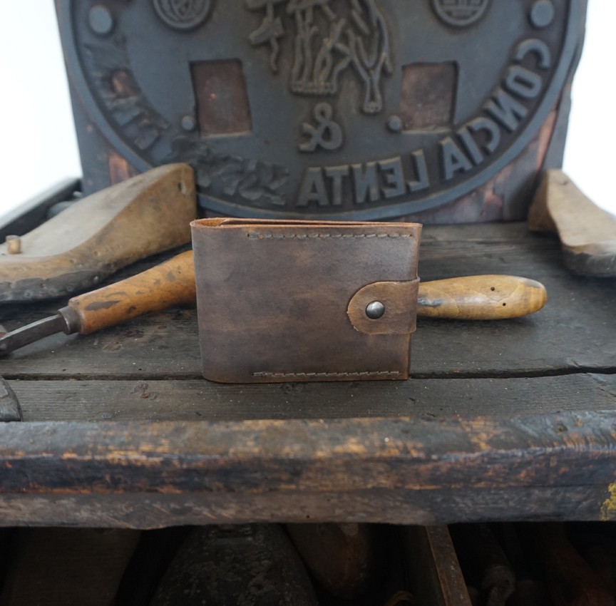 Portacarte con bottone “Dante” - immagine 4