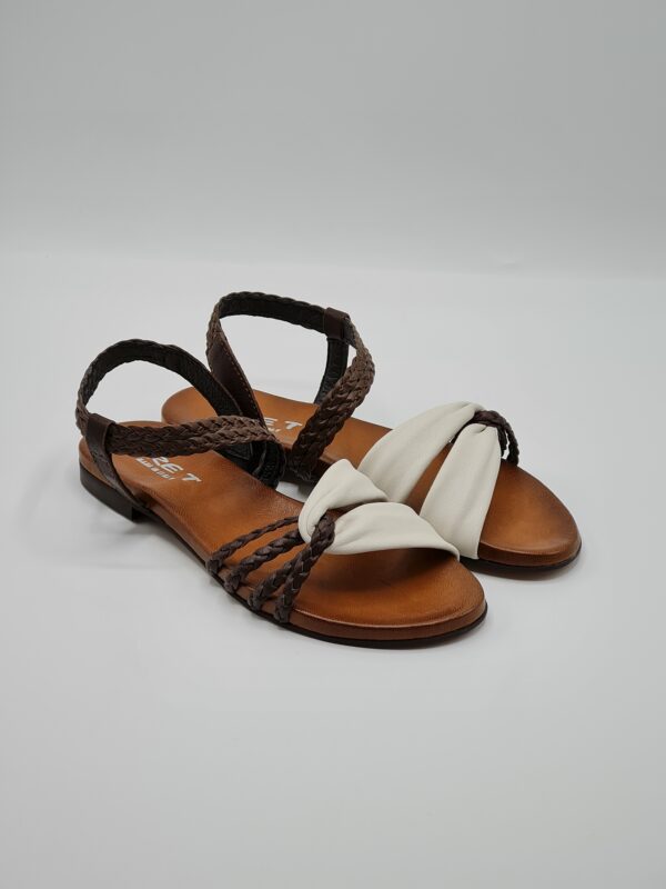 TRE T SANDALO BASSO PELLE OCRA/LATTE - immagine 4