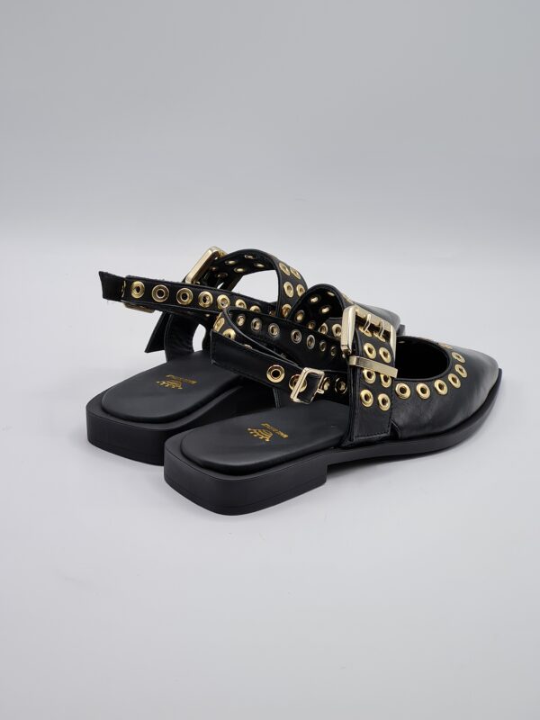 CROWN SLINGBACK PELLE NERO CON ANELLINI DORATI - immagine 3