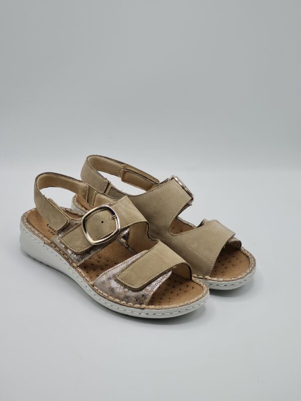 GRUNLAND SANDALO PELLE SABBIA VELCRO PLANTARE ESTRAIBILE - immagine 2