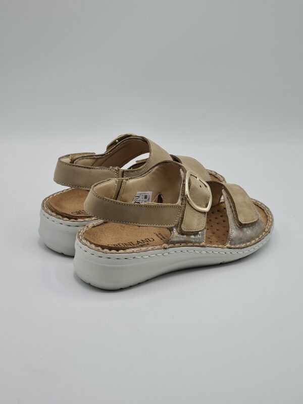 GRUNLAND SANDALO PELLE SABBIA VELCRO PLANTARE ESTRAIBILE - immagine 3