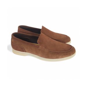 MOCASSINO UOMO SENZA LACCI IN CAMOSCIO – ELEGANZA E CONFORT