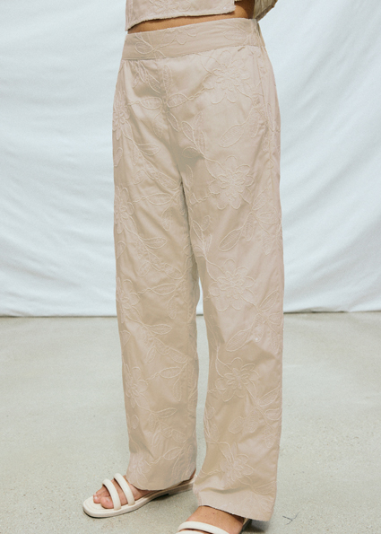 Completo pantalone lungo ricamo - immagine 4