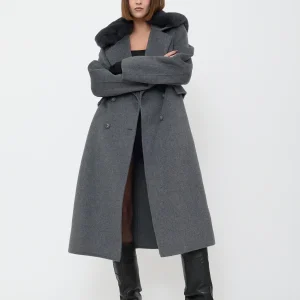 Cappotto con collo in pelliccia toy g