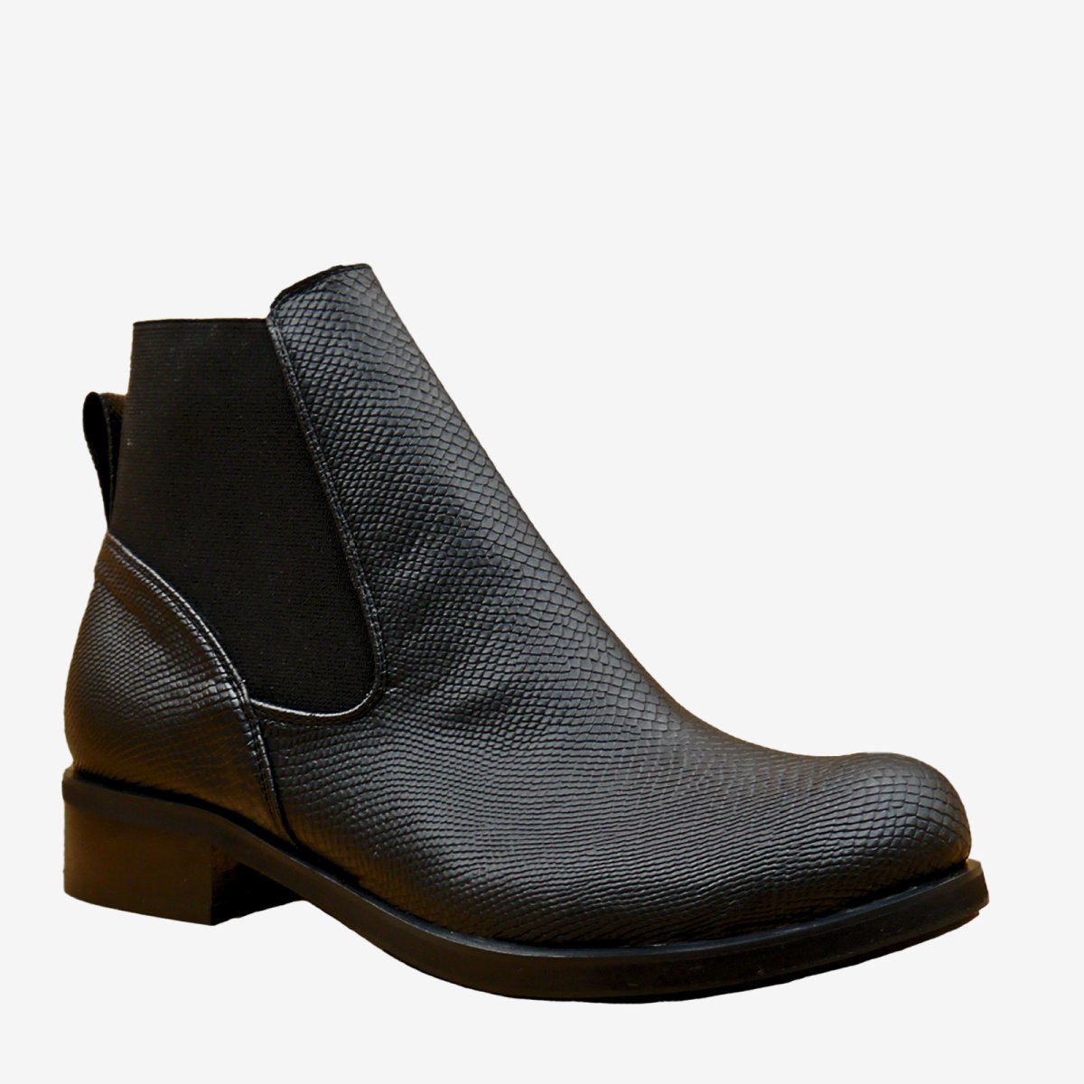 CLARA stivaletto chelsea pelle mela nera impermeabile – veganshoes - immagine 3