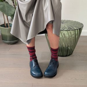 Scarpa derby con lacci Fluffy Lace e lavorazione a sacchetto in nappa petrolio – IN PREVENDITA