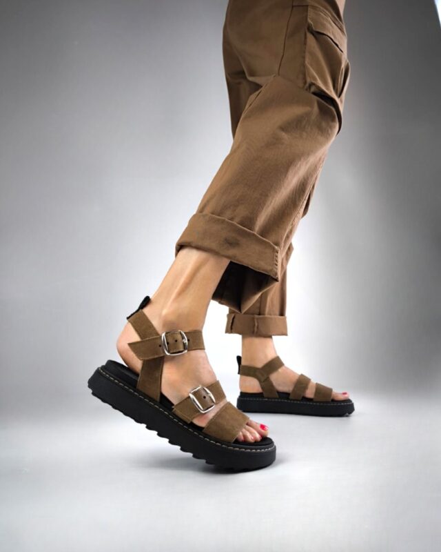 LATIKA SANDALO PELLE SCAMOSCIATO TABACCO