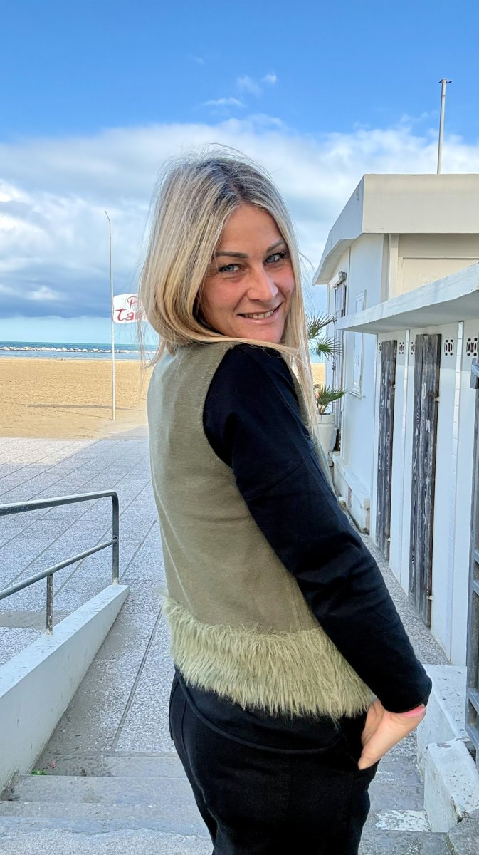 GILET GIROCOLLO CON ECO-PELLICCIA - immagine 4