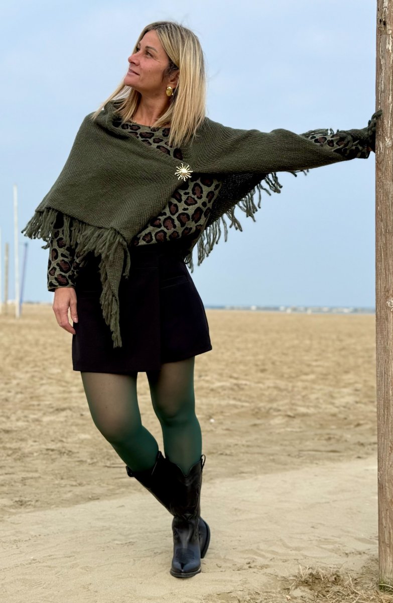 MANTELLA CON GIOIELLO E FRANGE - immagine 4