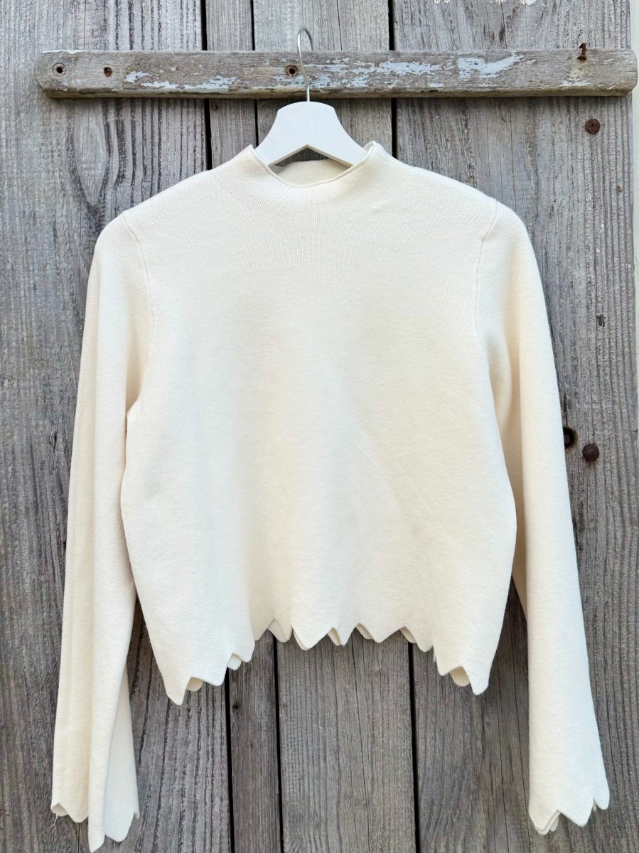 MAGLIONCINO COLLO VULCANO CON MOTIVO SMERLATO - immagine 6