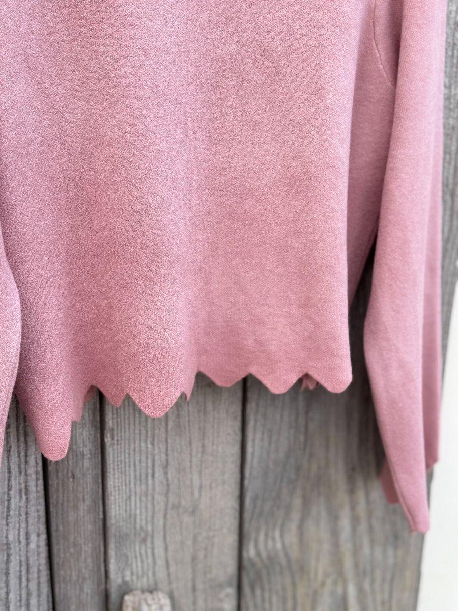 MAGLIONCINO COLLO VULCANO CON MOTIVO SMERLATO - immagine 3