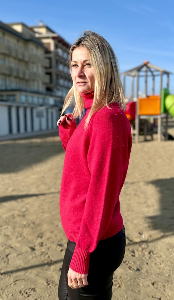 MAGLIONCINO COLLO ALTO CON MICRO PAILETTES - immagine 3