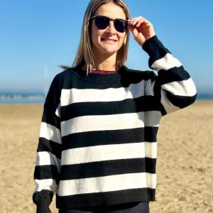 MAGLIONCINO MORBIDO A RIGHE BIANCO NERO