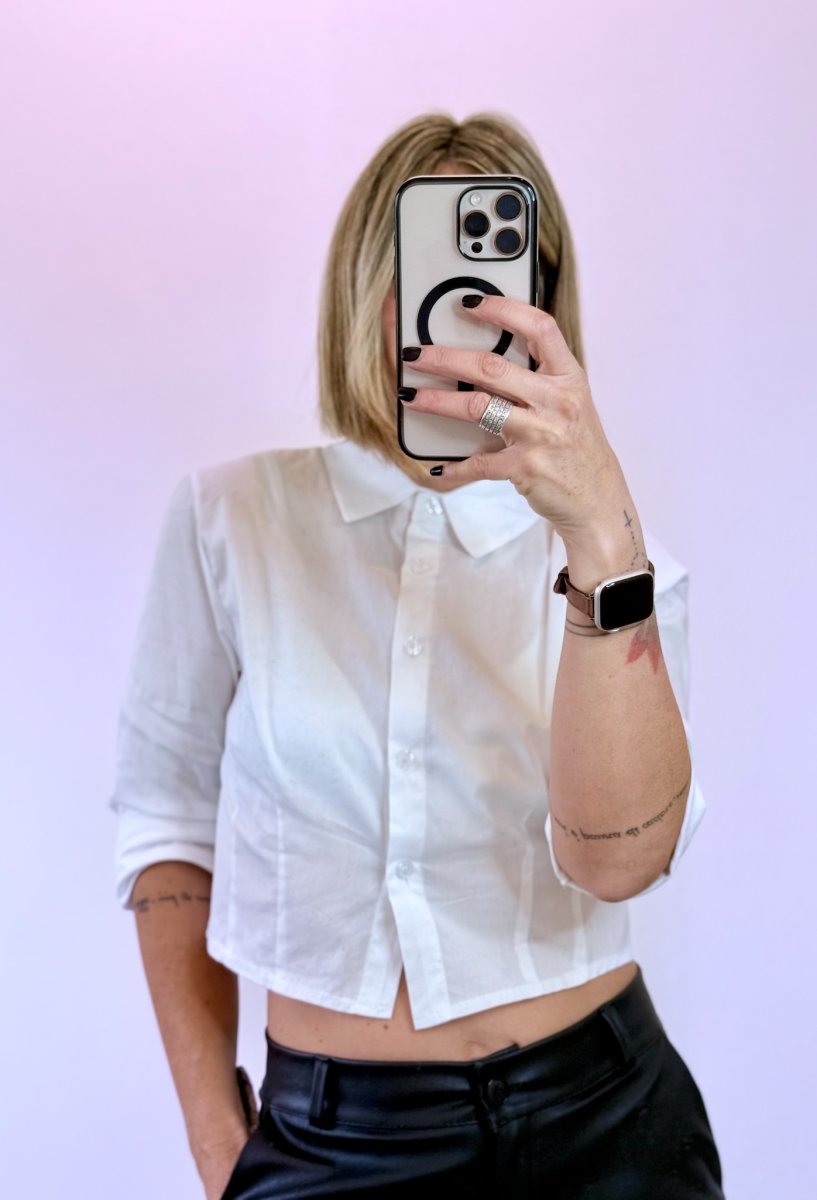 CAMICIA CROPPED ELASTICIZZATA CON PENCE - immagine 2