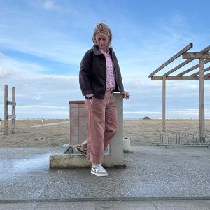 JEANS COLORATO ELASTICIZZATO MIDI CON RISVOLTO