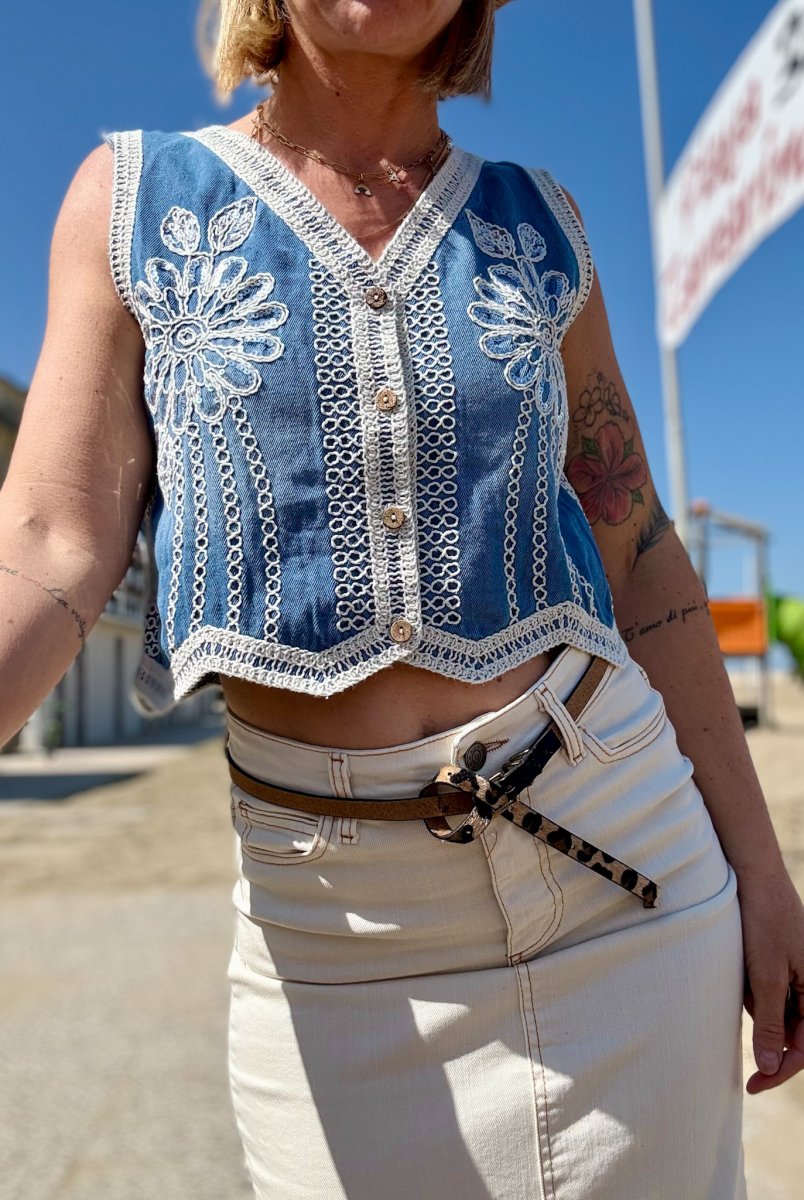 GILET JEANS CON MACRAMÈ E PAILETTES