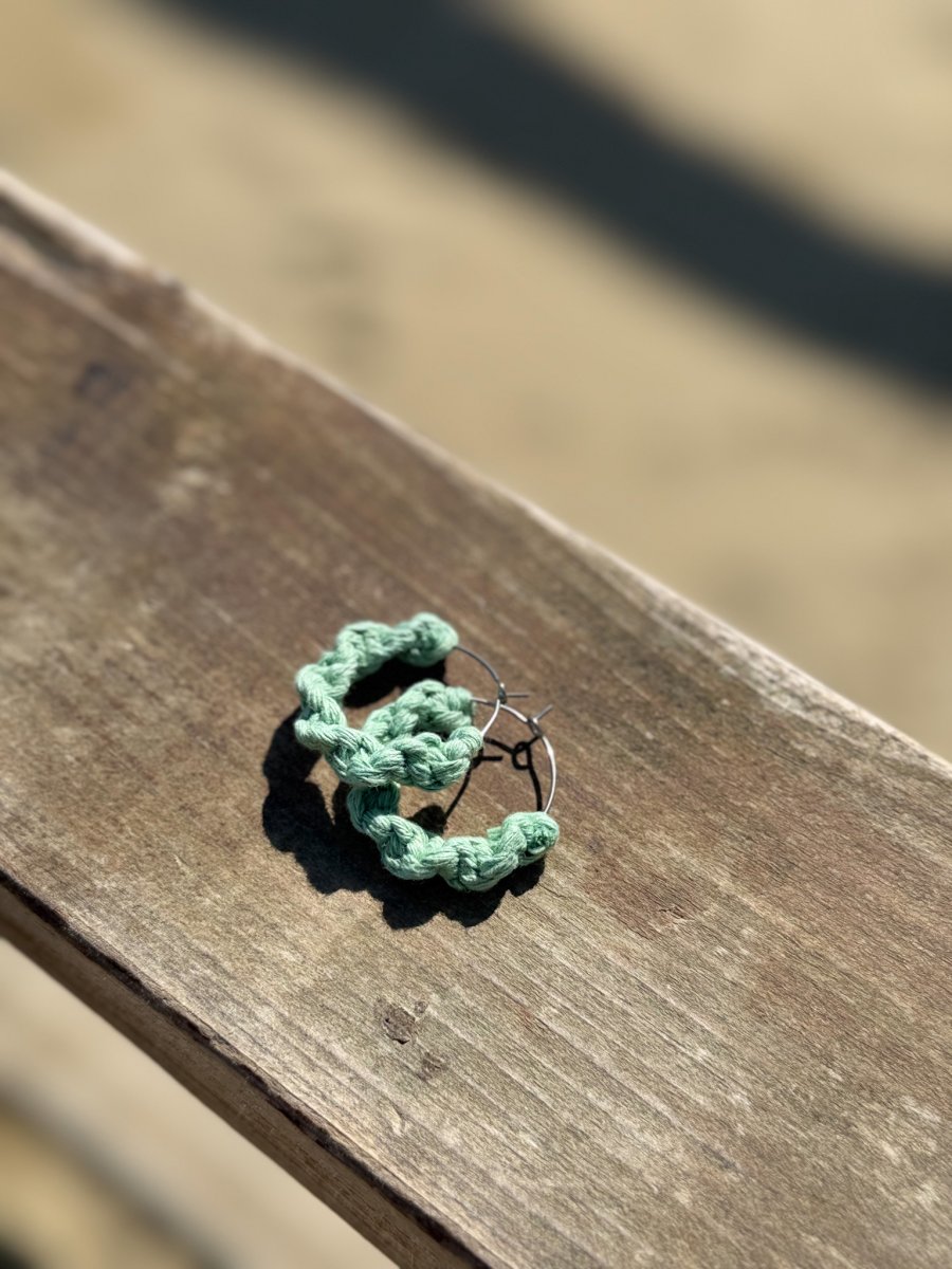 ORECCHINI ARTIGIANALI MACRAMÈ INOX E COTONE - immagine 7