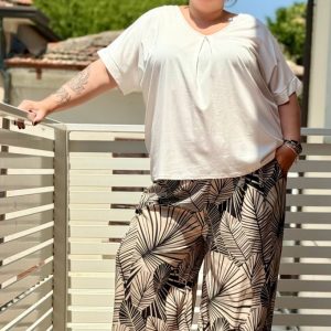 Pantalone in Fantasia con Elastico in Vita e Frangie sul Fondo.