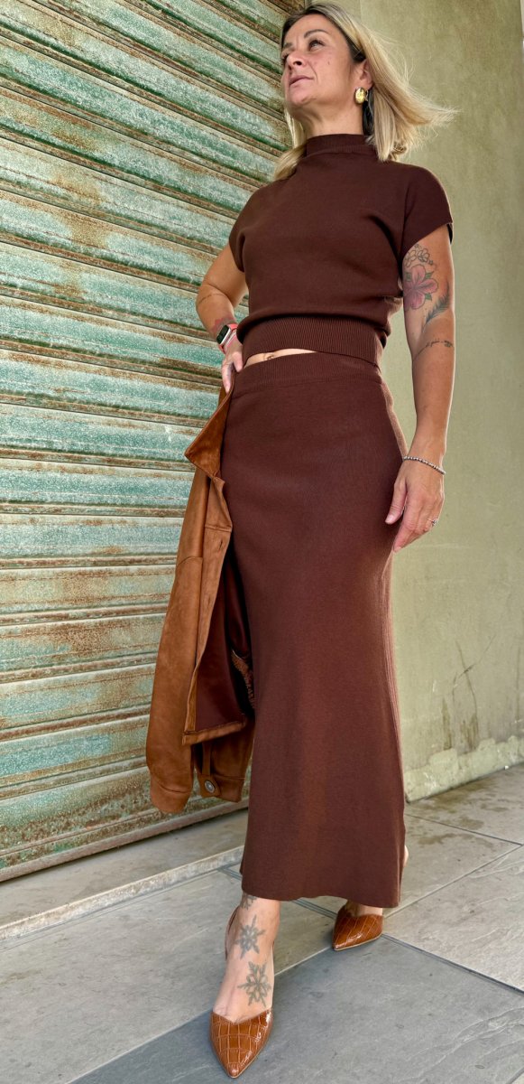 COMPLETO TSHIRT E GONNA IN MORBIDA VISCOSA - immagine 2