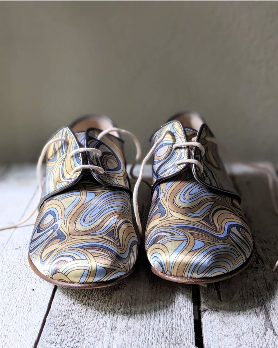 Scarpa derby allacciata Miranda flat con zeppa in tessuto fantasia - immagine 3