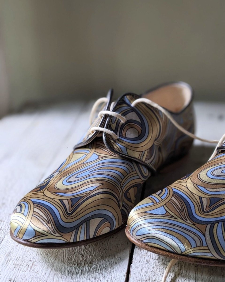 Scarpa derby allacciata Miranda flat con zeppa in tessuto fantasia - immagine 5