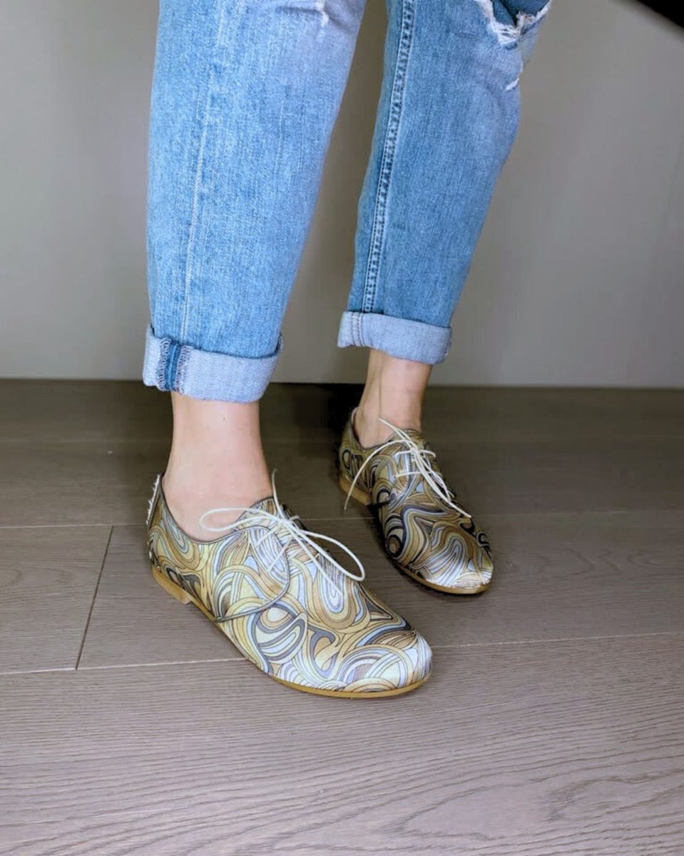 Scarpa derby allacciata Miranda flat con zeppa in tessuto fantasia - immagine 2