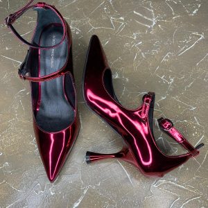 Scarpe con cinturini rosse – Dafne