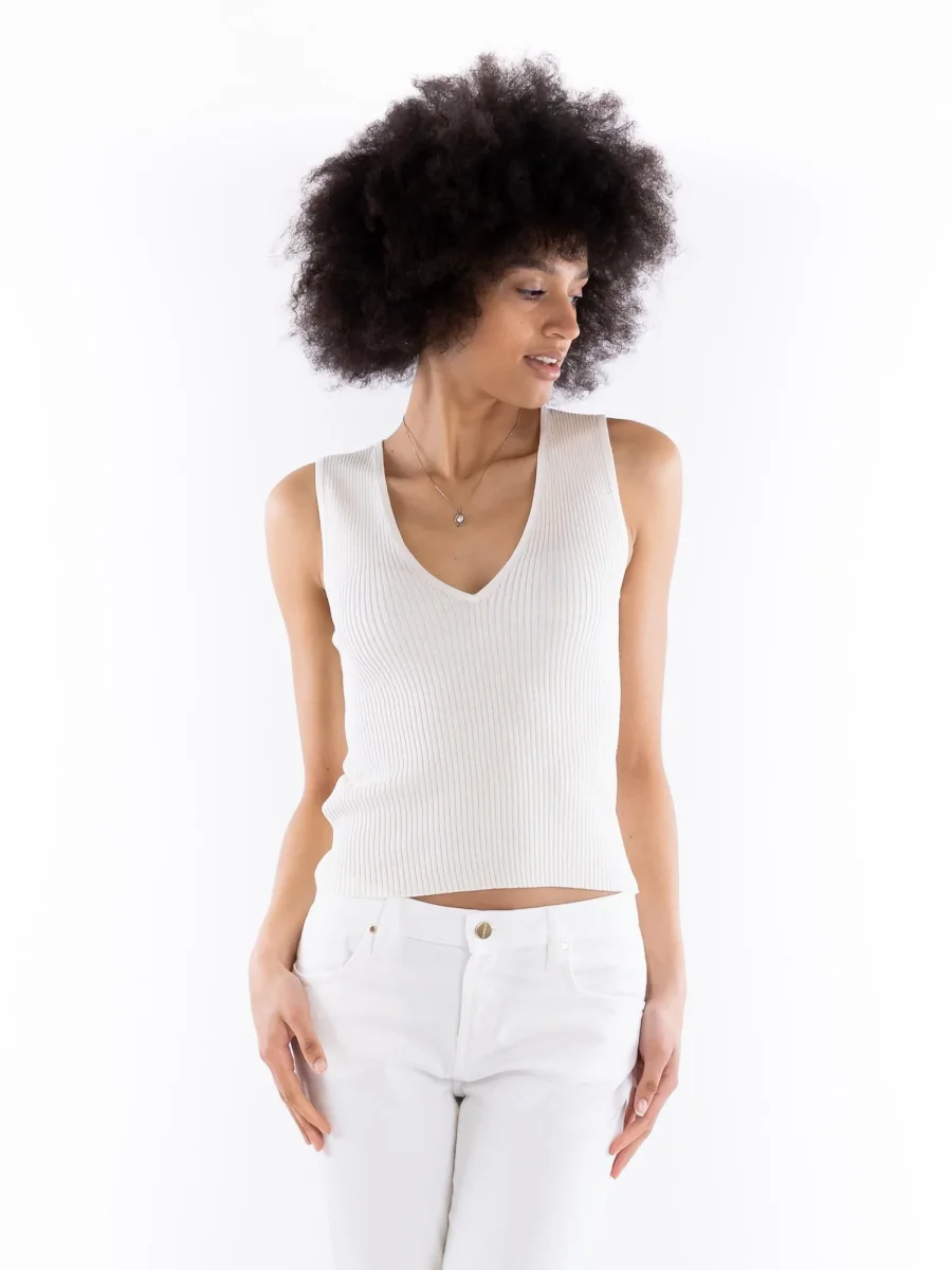 Top smanicato Agner a costine bianco - immagine 2