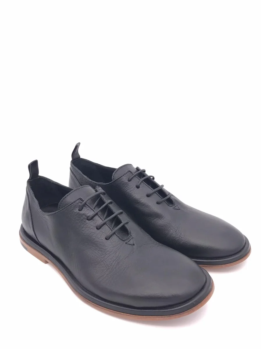 Scarpa Allacciata in pelle liscia nera - immagine 3