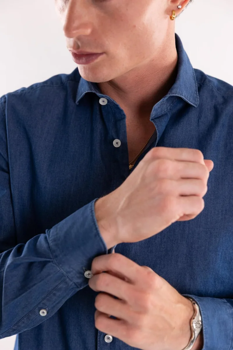 Camicia collo francese in tela denim blu - immagine 6