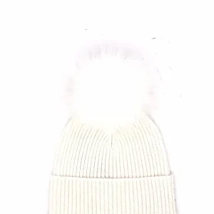 Berretto in maglia bianco con pon pon