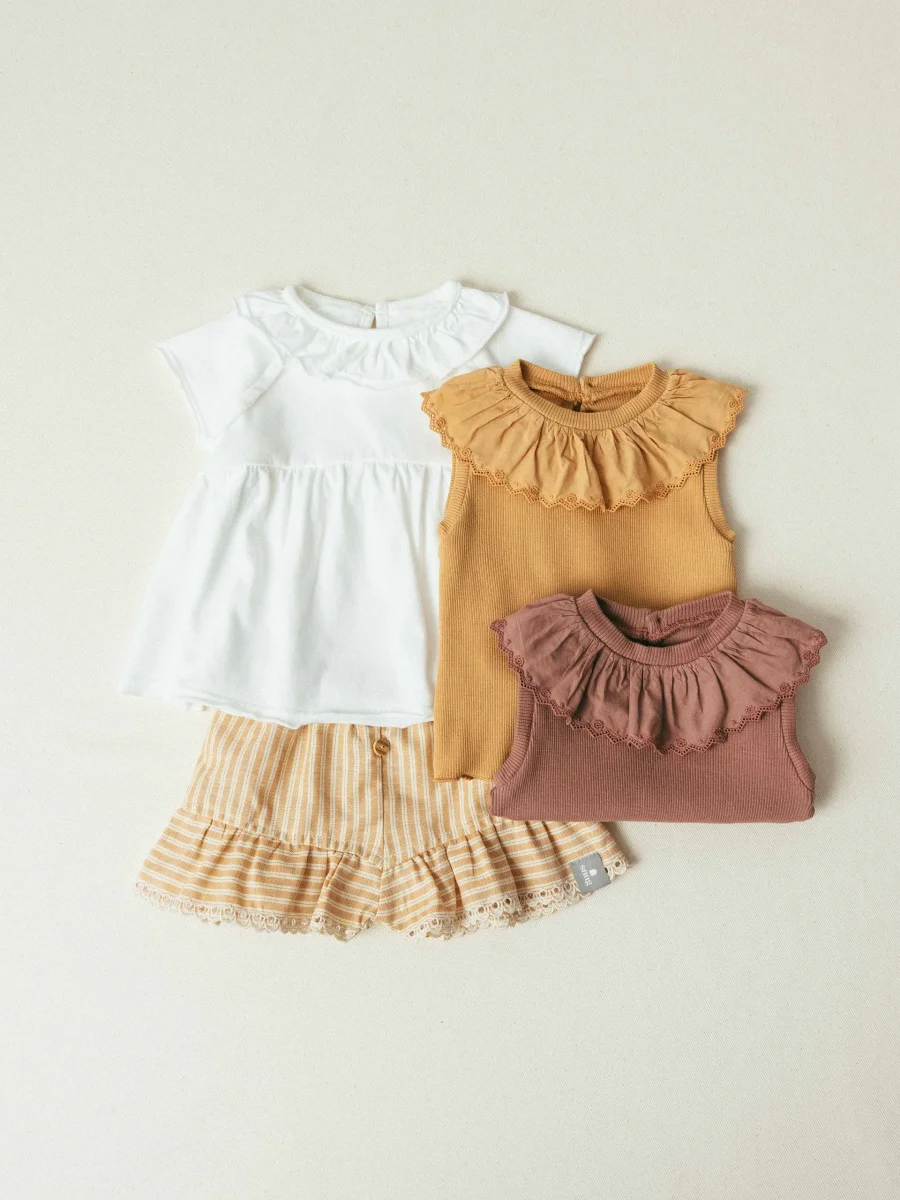 Canotta in jersey a costine con colletto ricamato all'inglese - immagine 4